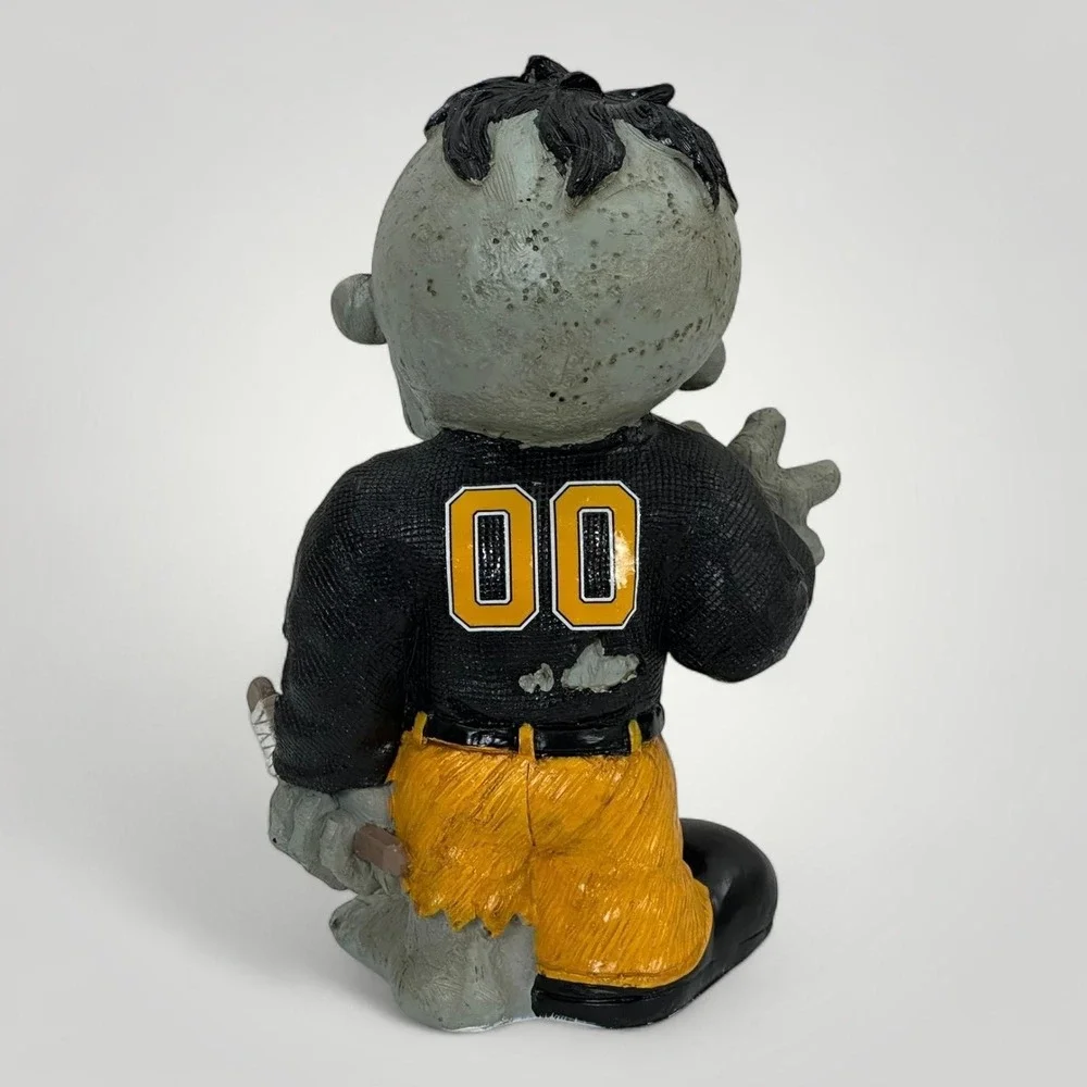 Boston Bruins Zombie Figure 8 Inch NHL Hockey‎ Collectible Halloween Decor w Box